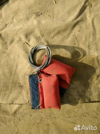 Подушка отцепки основного парашюта