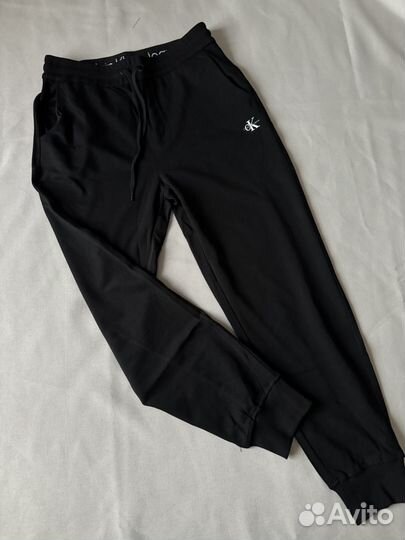 Спортивные штаны Calvin Klein разм.L