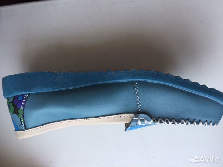 Продам мокасины