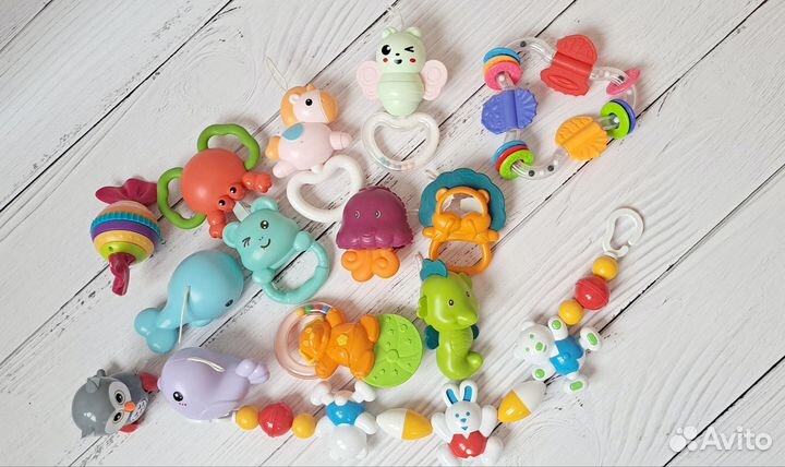 Детские развивающие игрушки пакетом