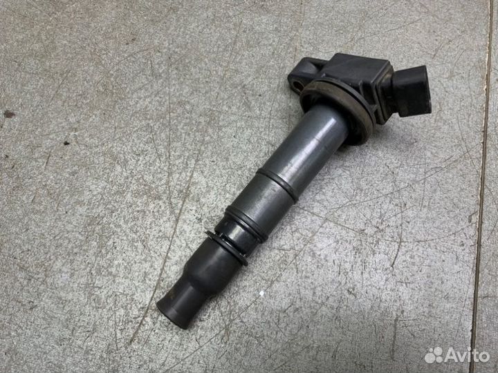 Катушка зажигания Toyota Avensis T250 универсал