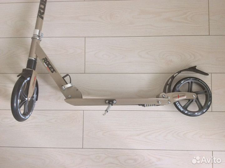 Самокат Roces 230 мм