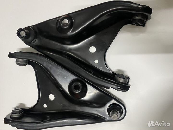 Рычаг Рено Логан R L