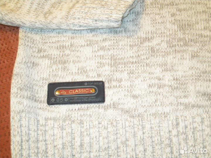 Свитер с орнаментом