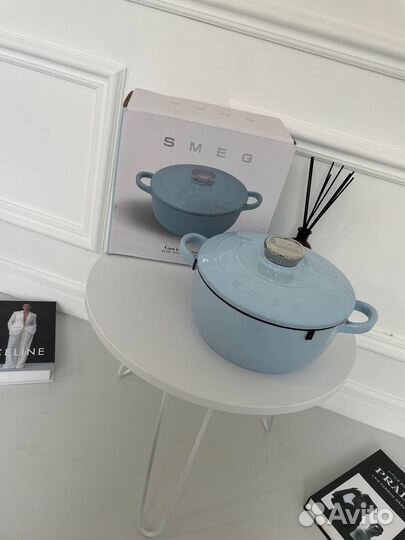 Кастрюля чугунная