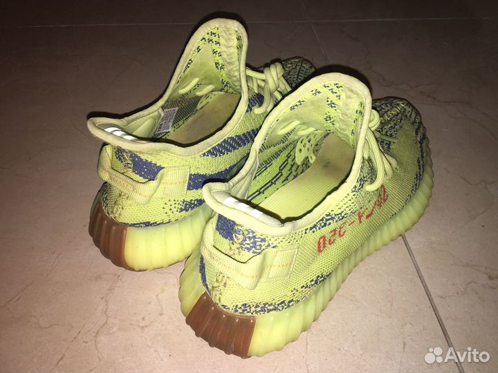 Yeezy boost 350 v2 best sale semi frozen yellow fake