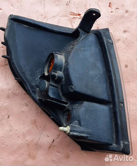 Фара с повторителям