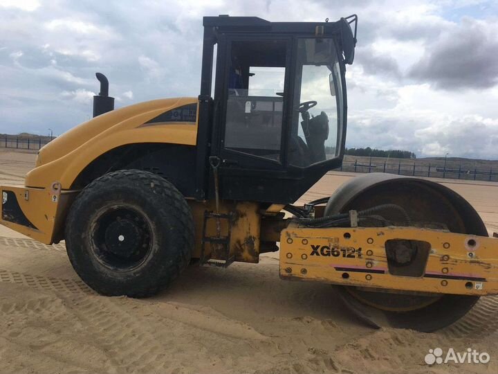 Дорожный каток XGMA / XIAGONG XG6121D, 2018