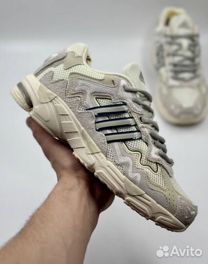 Кроссовки Adidas Response CL & Bad Bunny