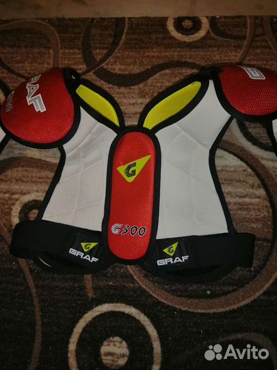 Хоккейные коньки