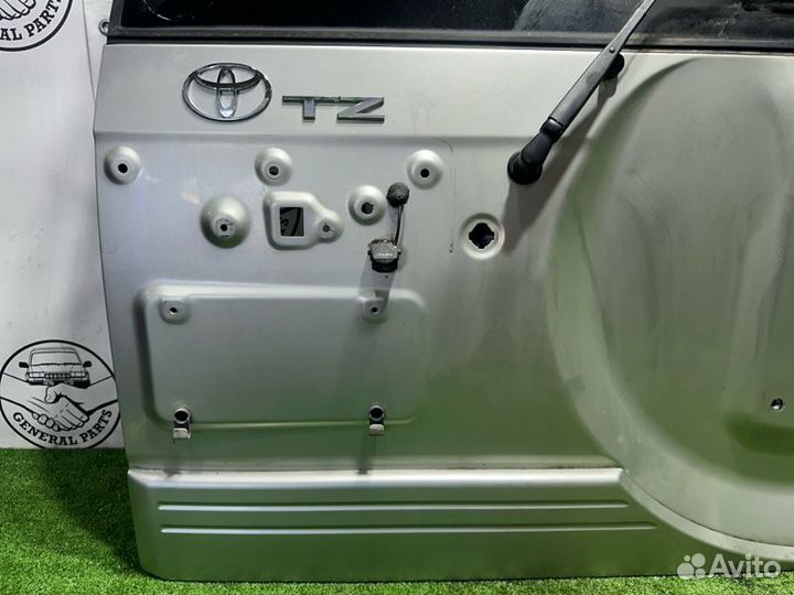 Дверь багажника задняя Toyota Land Cruiser Prado