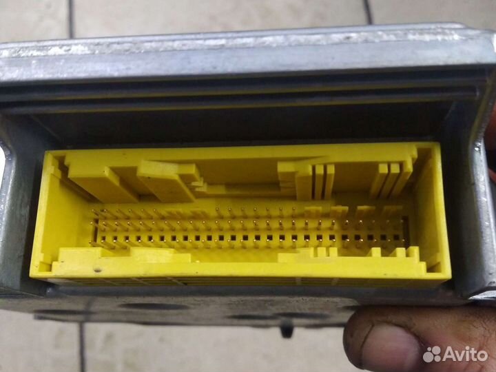 Saab 9-3 airbag блок управления