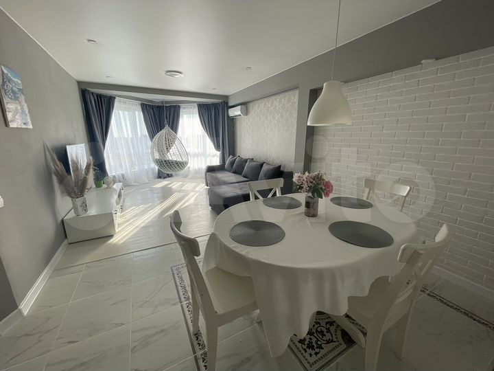 4-к. квартира, 90 м², 6/9 эт.