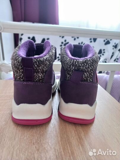Демисезонные ботинки на девочку 23 размер