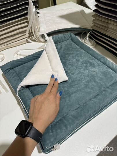 Сидушки на стулья сочных цветов