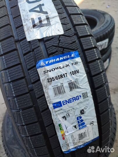 Triangle PL02 235/65 R17