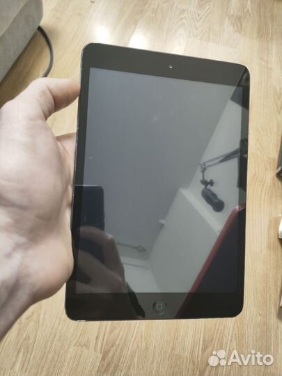 iPad mini 16gb black a1432