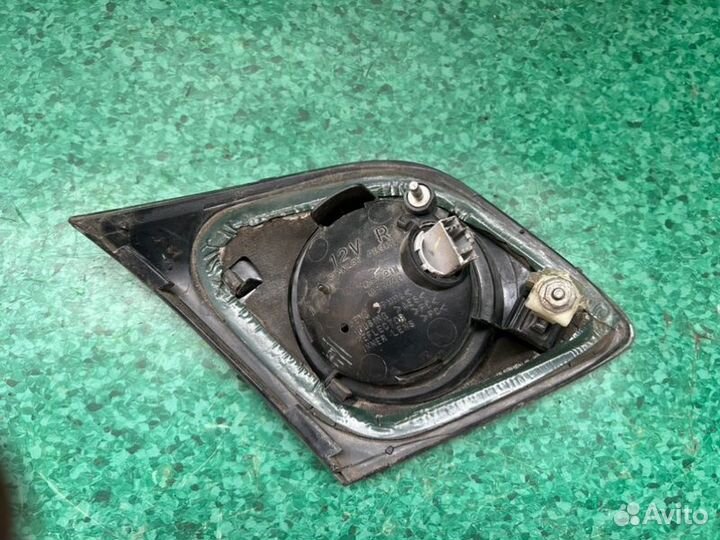 Фонарь задний правый Mazda 3 BK 1.6 Z6 2005