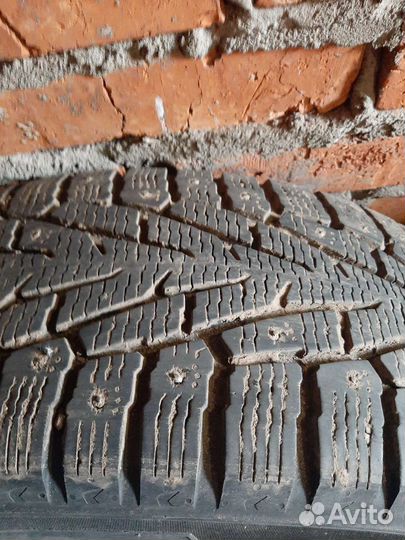 Hankook Ventus V12 Evo K110 235/65 R17