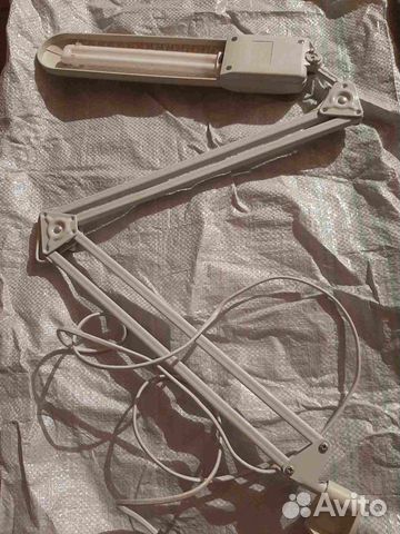 Лампа настольная