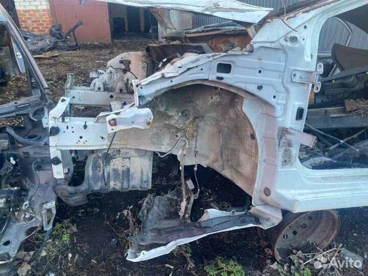 Лонжерон (четверть) передний левый Hyundai Solaris