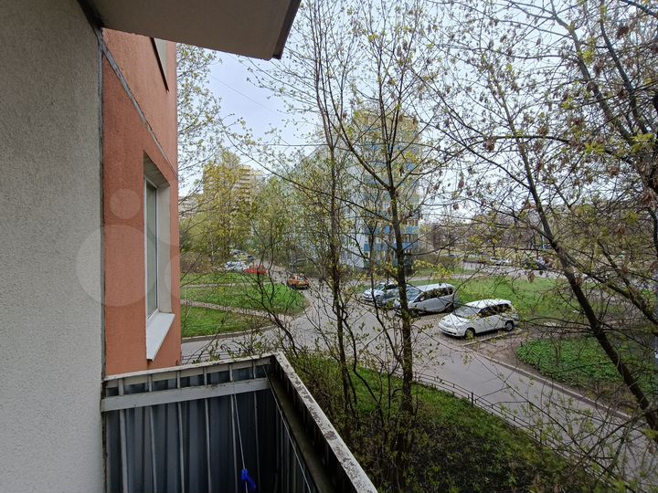 2-к. квартира, 35 м², 2/5 эт.