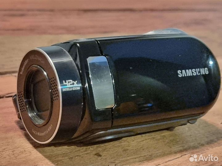 Видео камера Samsung