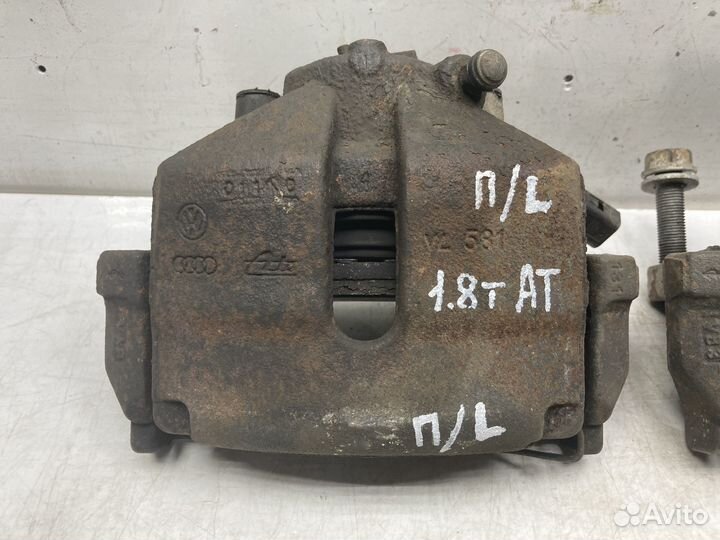 Суппорт передний L/R Volkswagen Passat CC