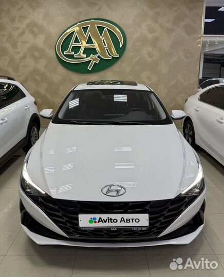 Hyundai Elantra 1.5 CVT, 2022, 52 000 км