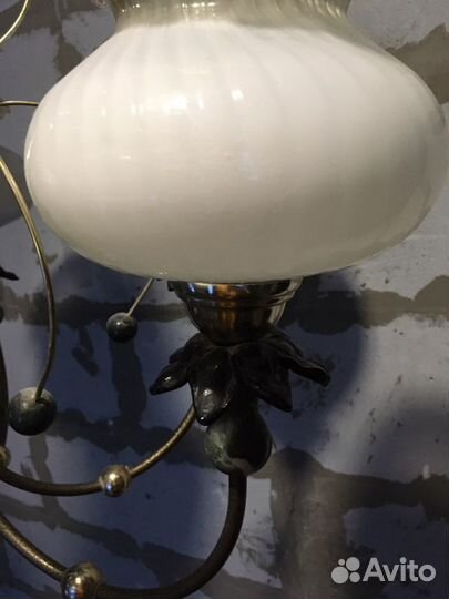 Люстра с элементами ковки