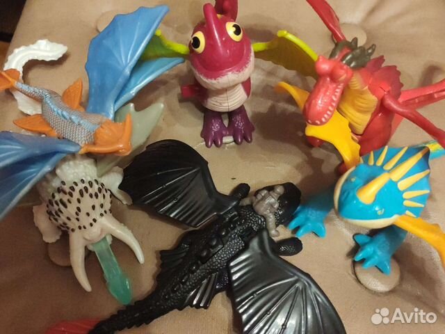 Как приручить дракона макдональдс фигурки