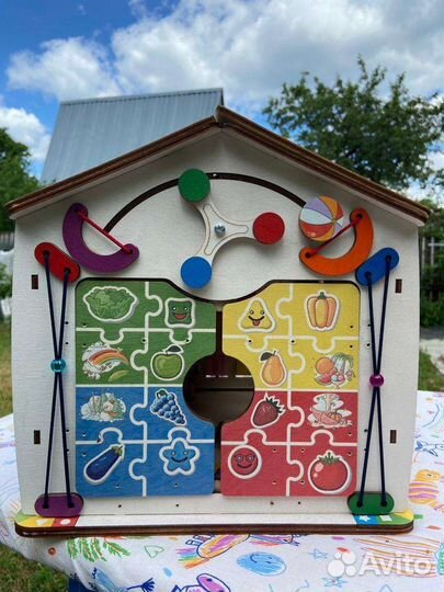 Игрушка пособие Домик