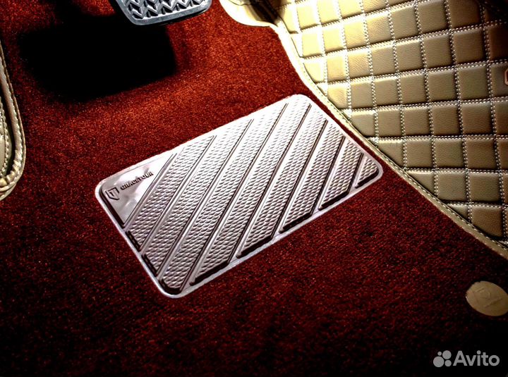 Коврики на заказ на Toyota Land Cruiser 200 7 мест 2015г