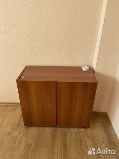 Стол офисный