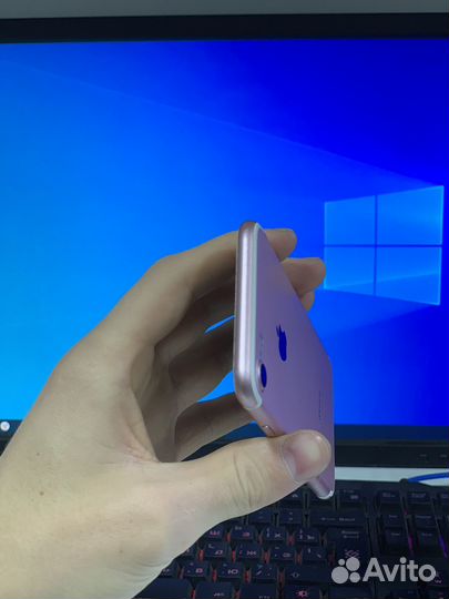 iPhone 7, 32 ГБ