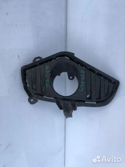 Окантовка птф передняя правая Toyota Rav4