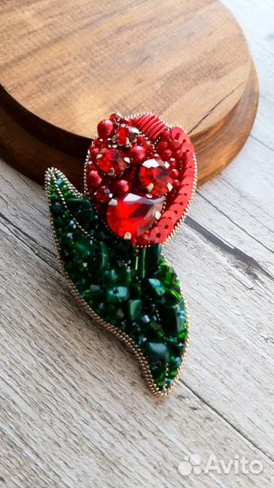 Брошь Тюльпан ручной работы