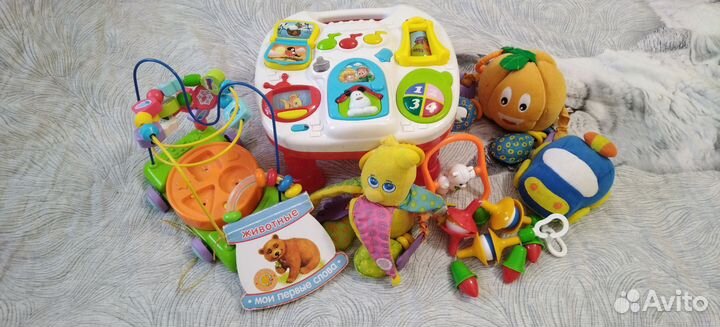 Развивающие игрушки пакетом