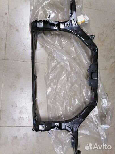 Рамка радиатора. Хонда cr-v