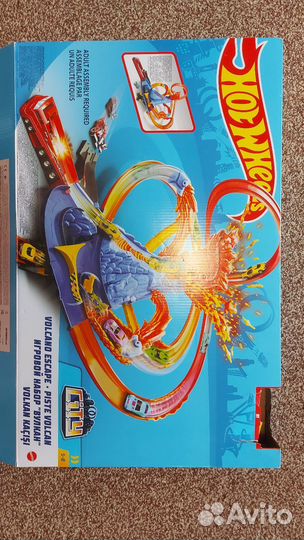 Hot Wheels Сити Автотрек Вулкан с машинкой