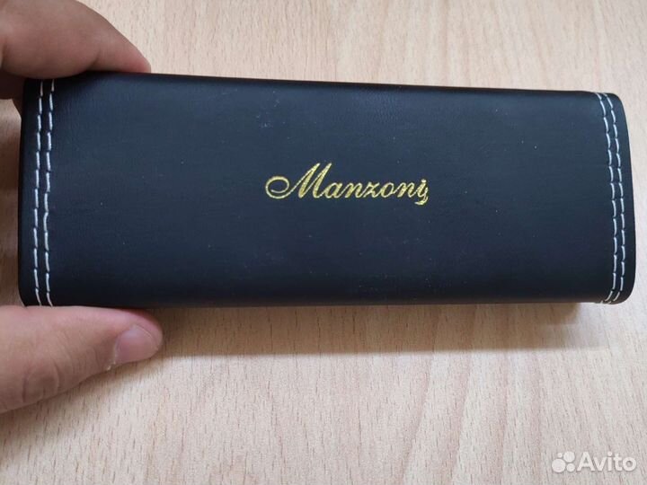 Ручка шариковая подарочная. Мanzony