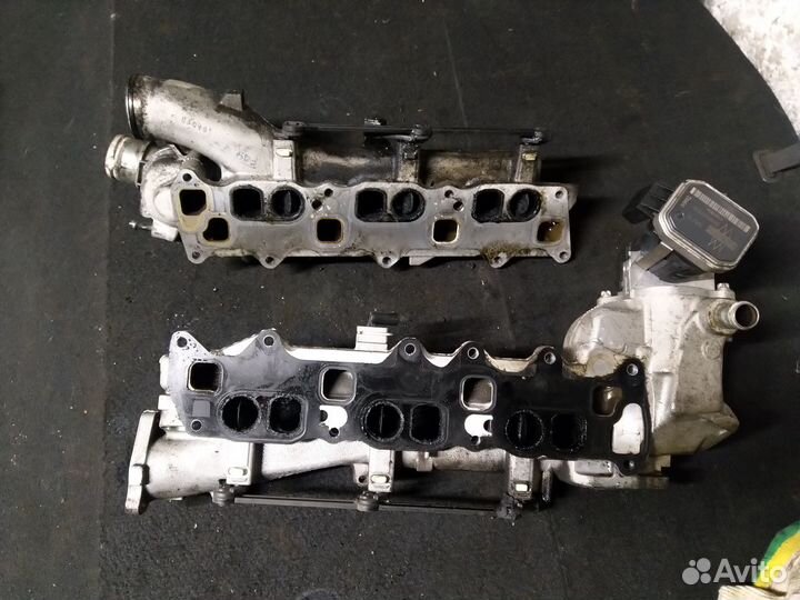 Коллектор впускной Jeep Grand Cherokee WK1