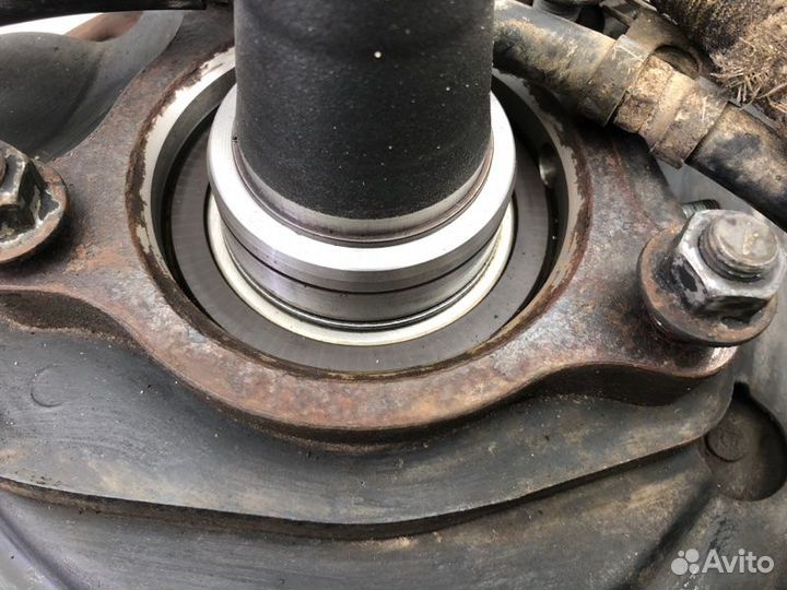 Полуось заднего моста левый Toyota Land Cruiser