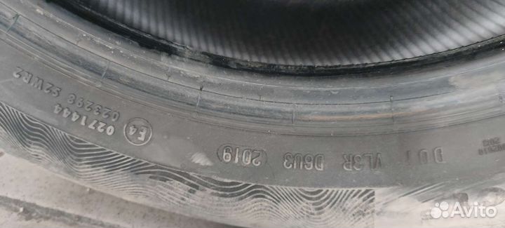 Continental ComfortContact - 5 215/55 R17 94V