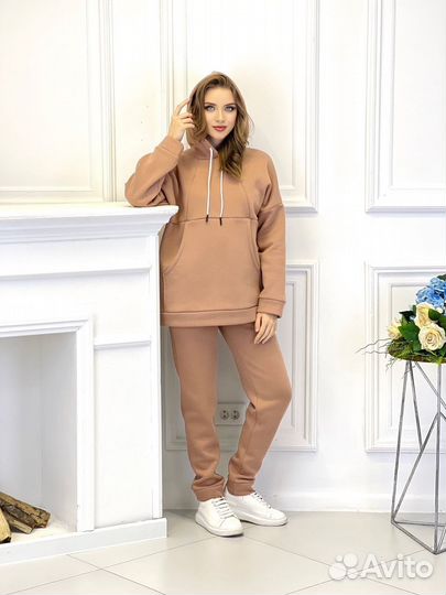 Спортивный костюм для беременных и кормления