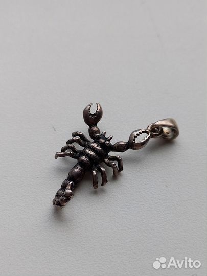 Серебряная подвеска скорпион
