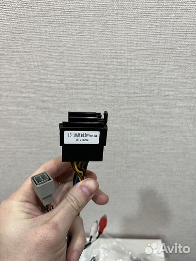 Рамка vesta 9” камера з/в штатное место