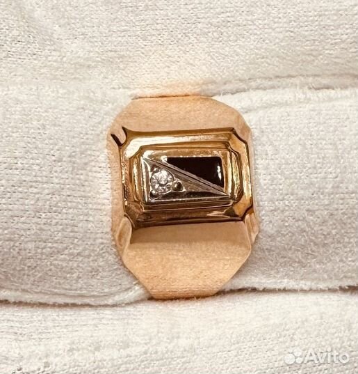 Печатка с синтетическим камнем Золото