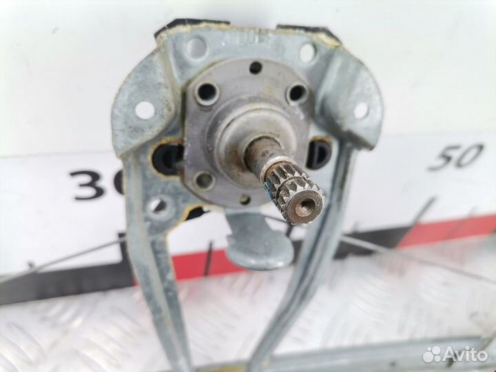 Стеклоподъемник Mercedes-Benz C-Класс W202/S202