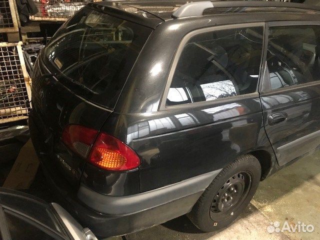 Разбор на запчасти Toyota Avensis 1